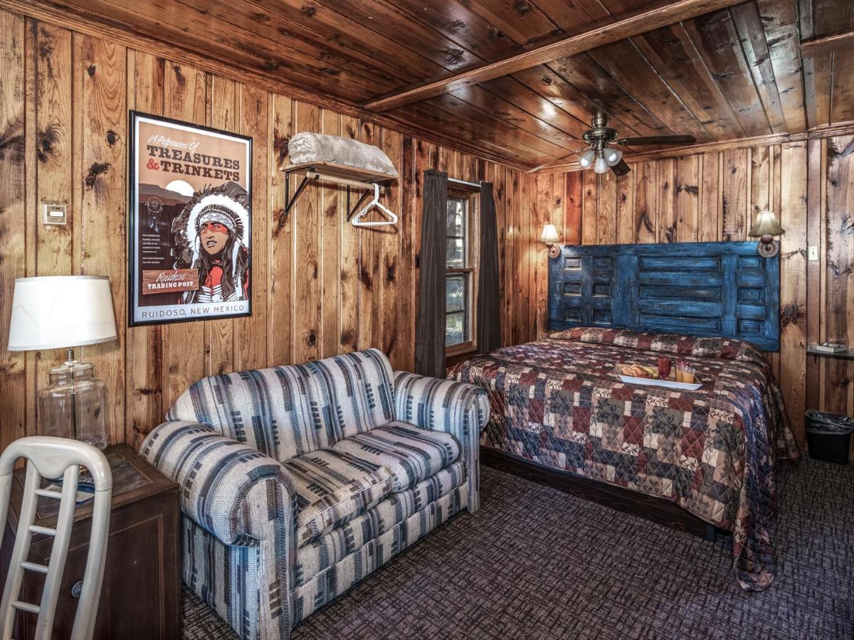 Apache Village 4, King Studio, Midtown, Sleeps 2 Ruidoso Extérieur photo